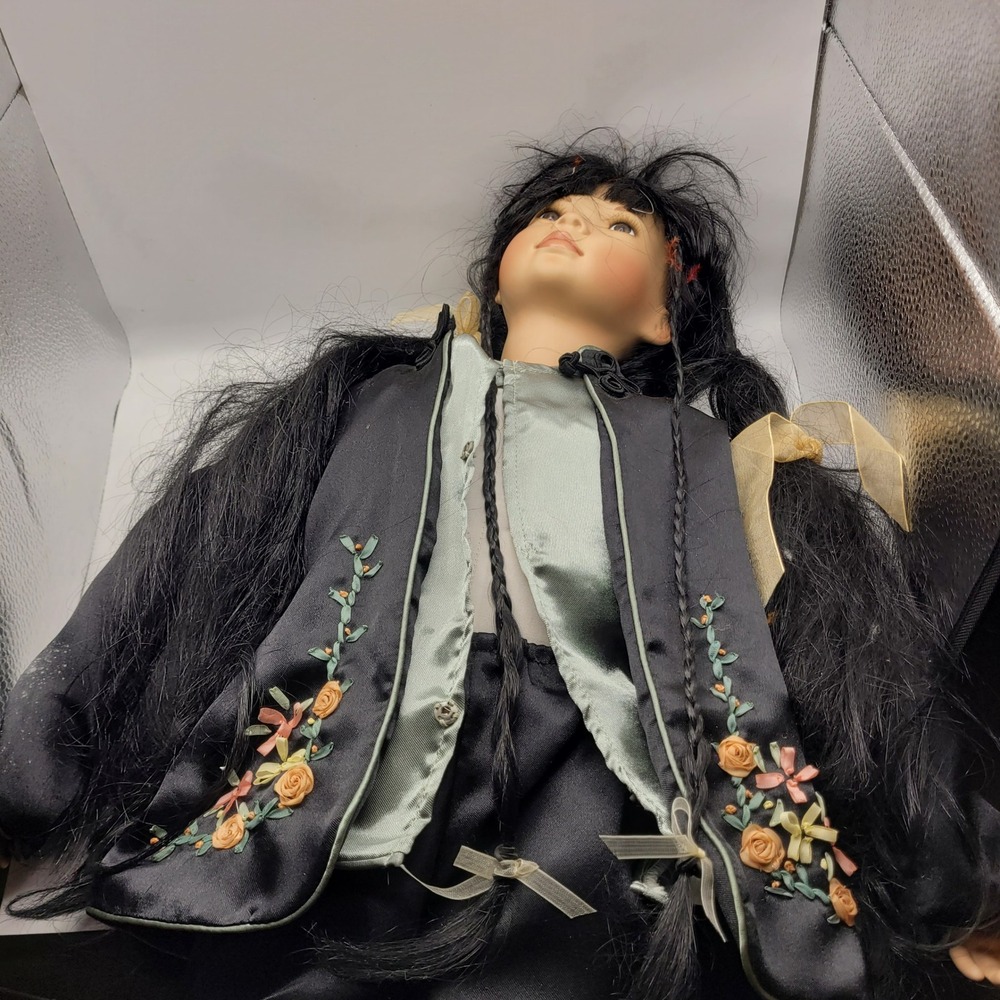 Paradise Galleries Mei Lin Porcelain Doll Linda Mason Treasury Collection J263
